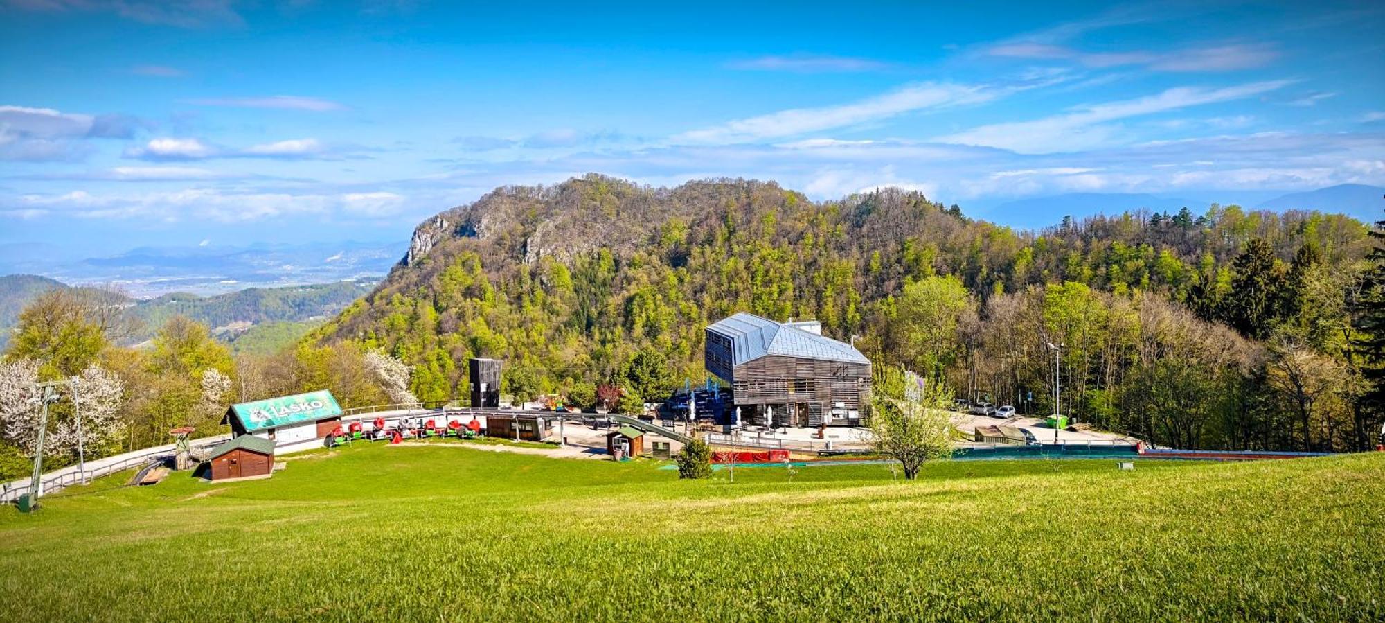 Hotel Celjska Koca Celje Exteriör bild